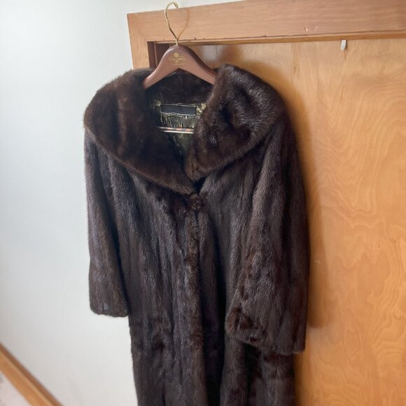 ✨ Vintage 1960s MCM Genuine Mink Fur Coat – Handcrafted in NYC ✨ - Picture 3 of 14